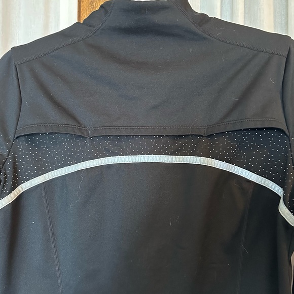 Fabletics Black Dot Moira Zip Front Jacket - Picture 9 of 12